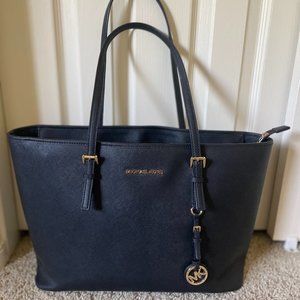 Michael Kors Saffiano Leather Jet Set Tote